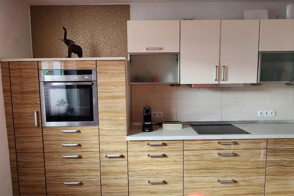 A La Maison Bielefeld City Nah Exterior photo